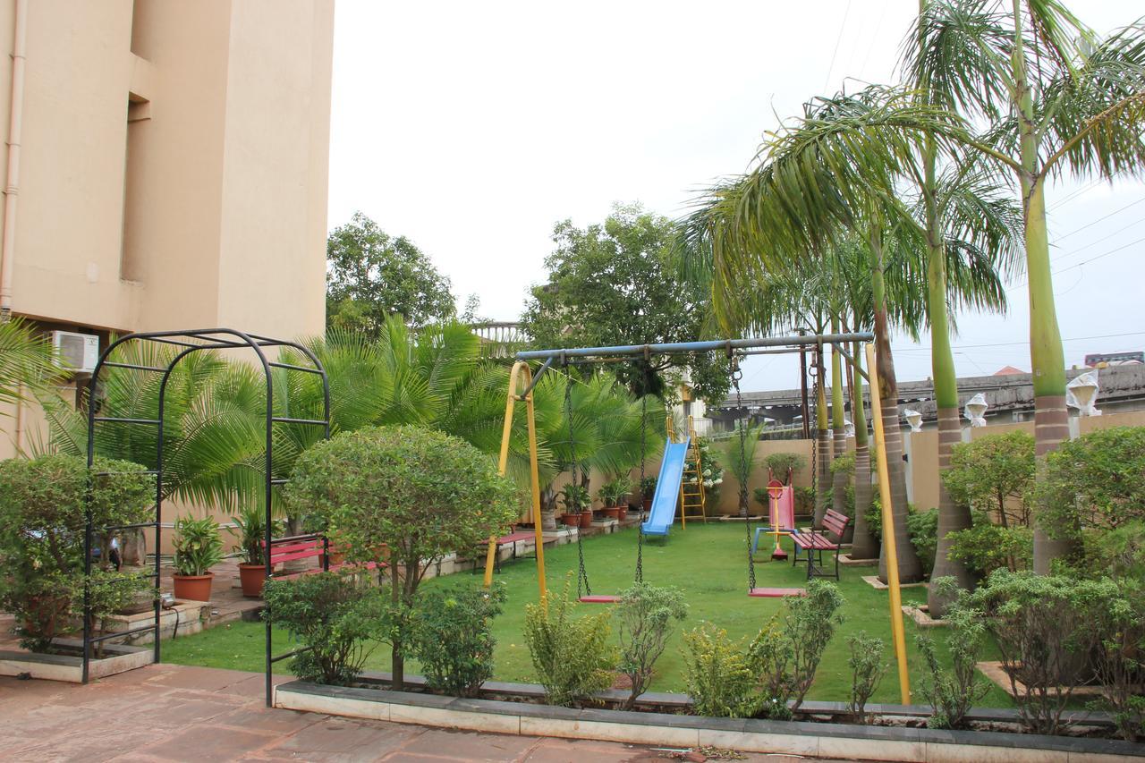 Hotel Aristro Lonavla Exterior foto