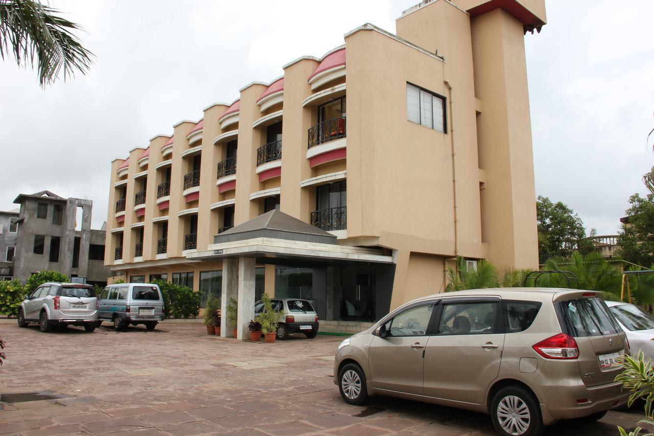 Hotel Aristro Lonavla Exterior foto